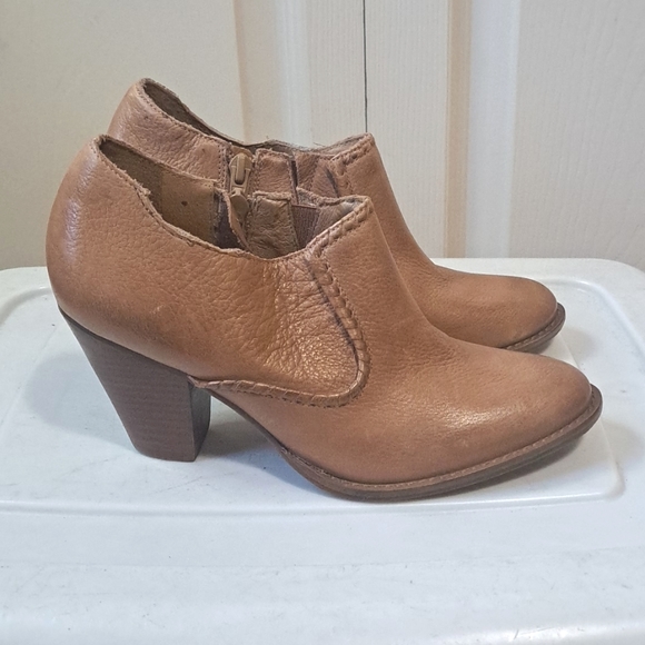 Jack Roger's "Kyle" leather ankle booties - western - cowboy - women's 6.5 - Picture 2 of 7